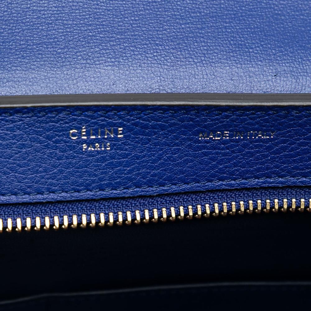 C&eacute;line Trapeze