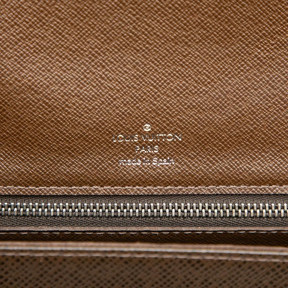 Louis Vuitton Clutch