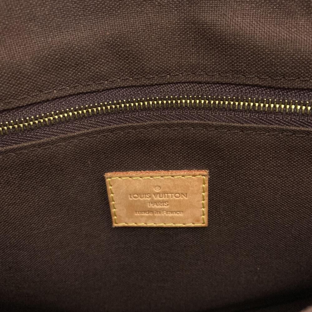 Louis Vuitton Menilmontant