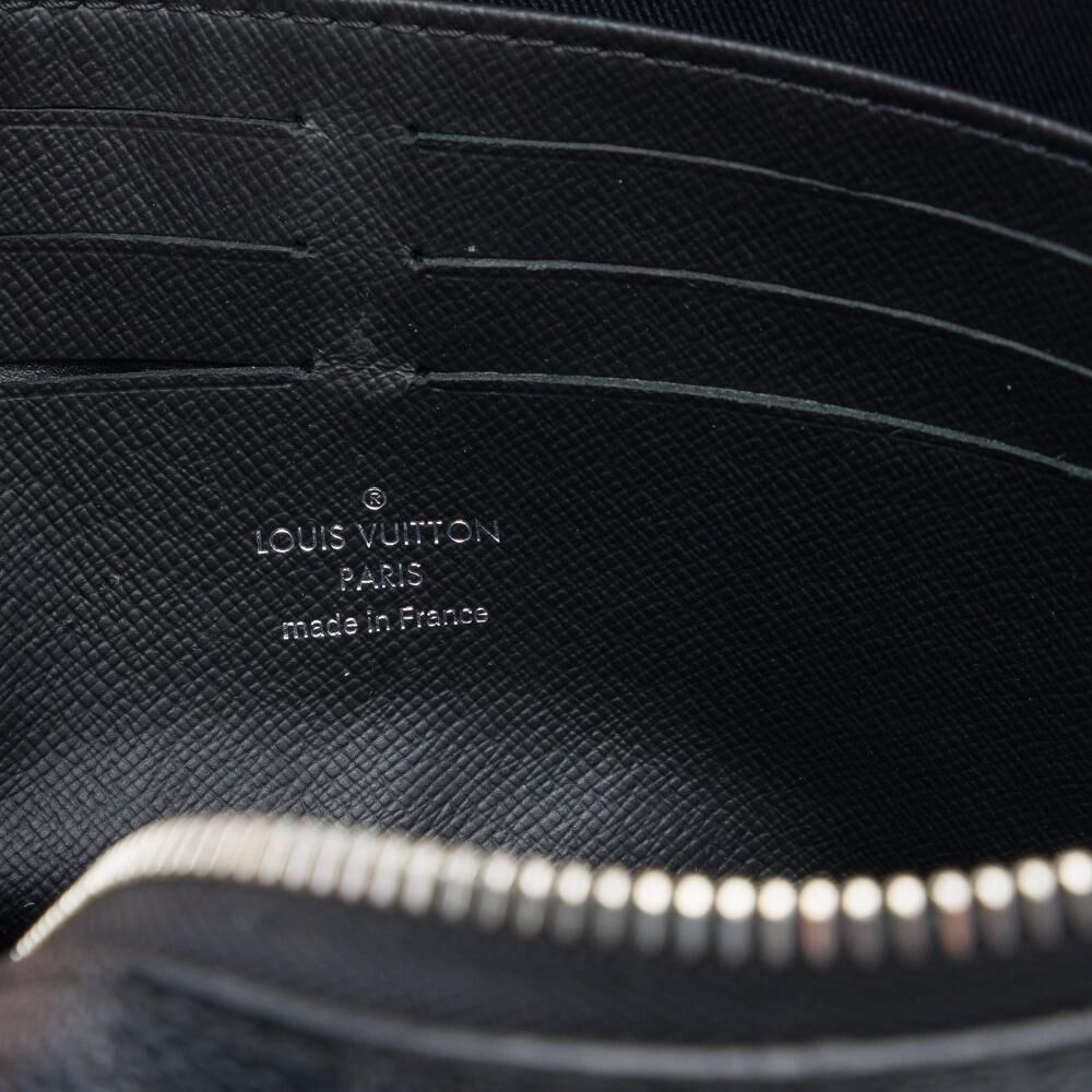 Louis Vuitton Pochette Homme