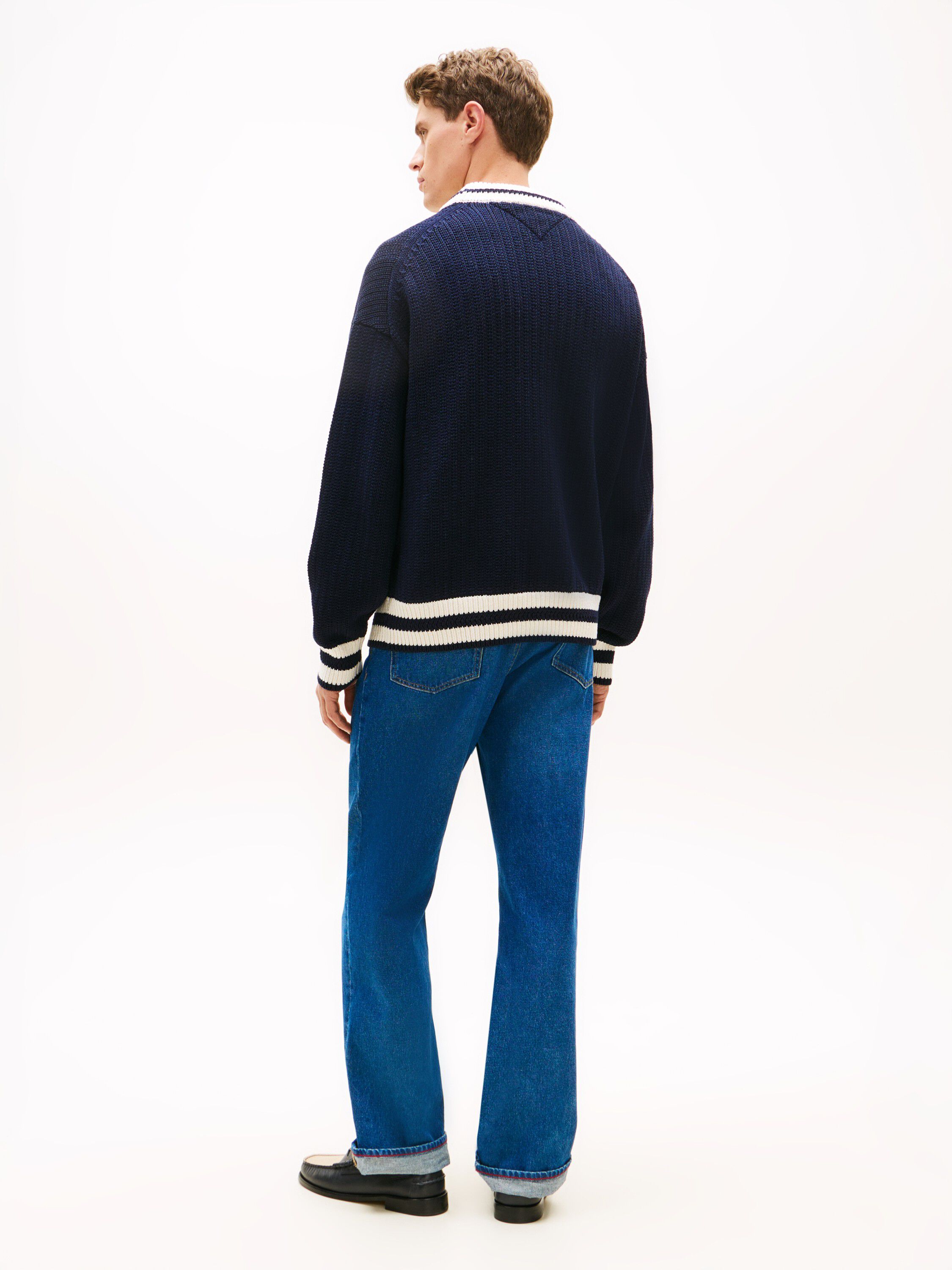 Crest Appliqu&eacute; Athleisure V-Neck Cardigan