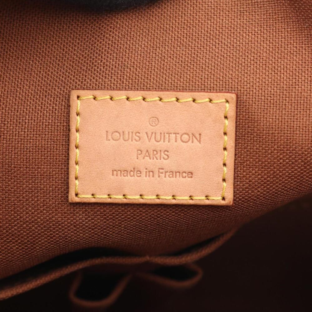 Louis Vuitton Shoulder Bags