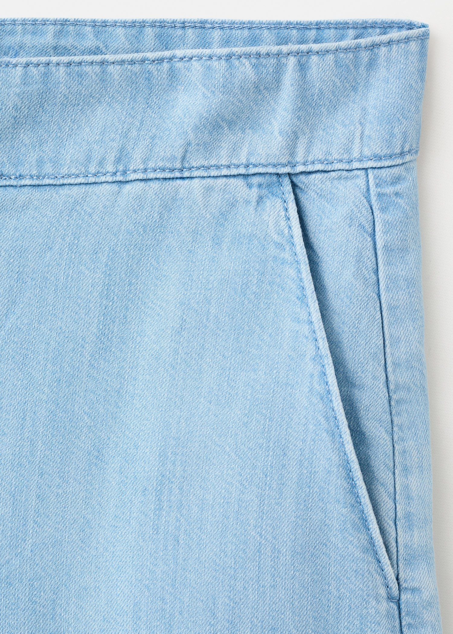 Straight low-rise denim Bermuda sho