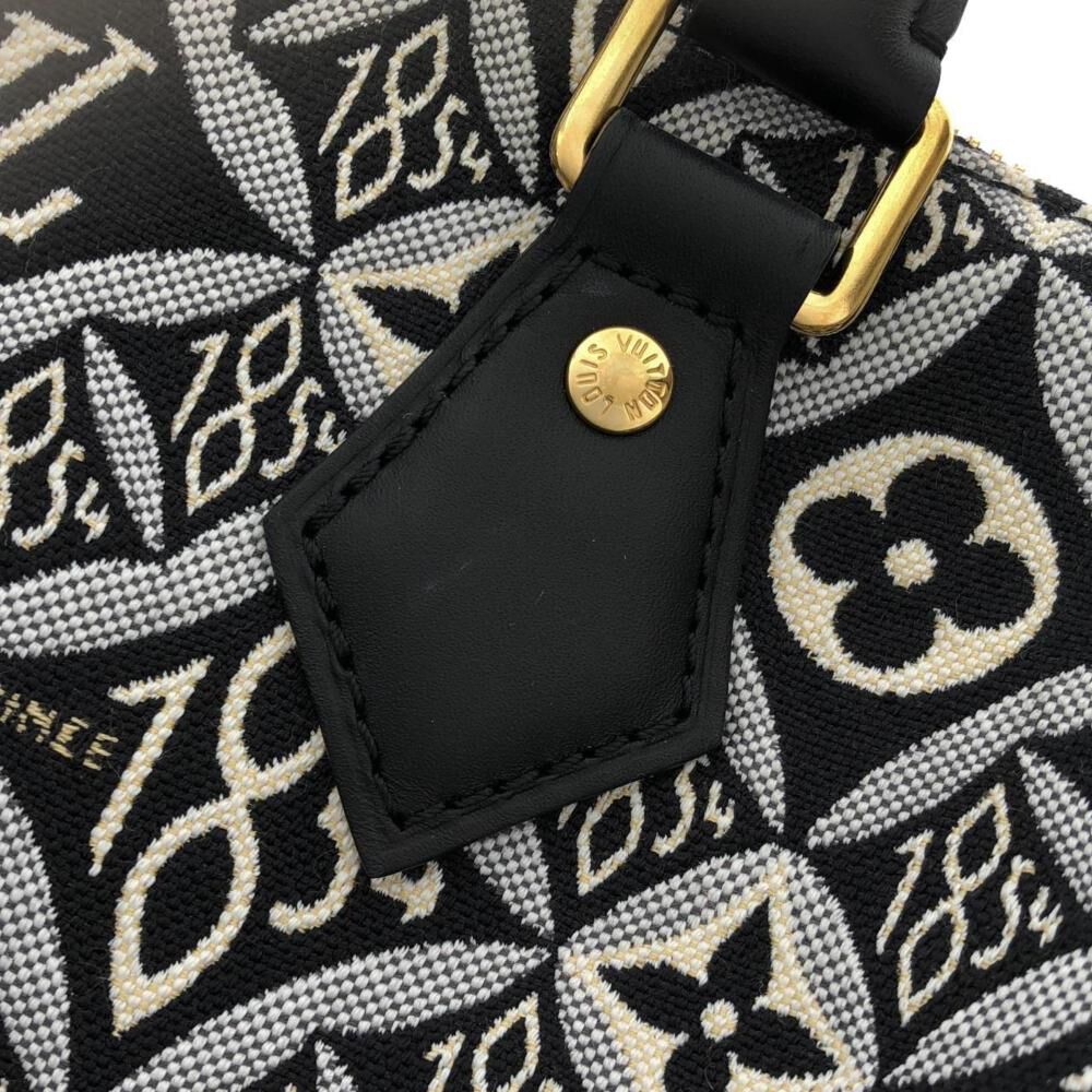 Louis Vuitton Speedy