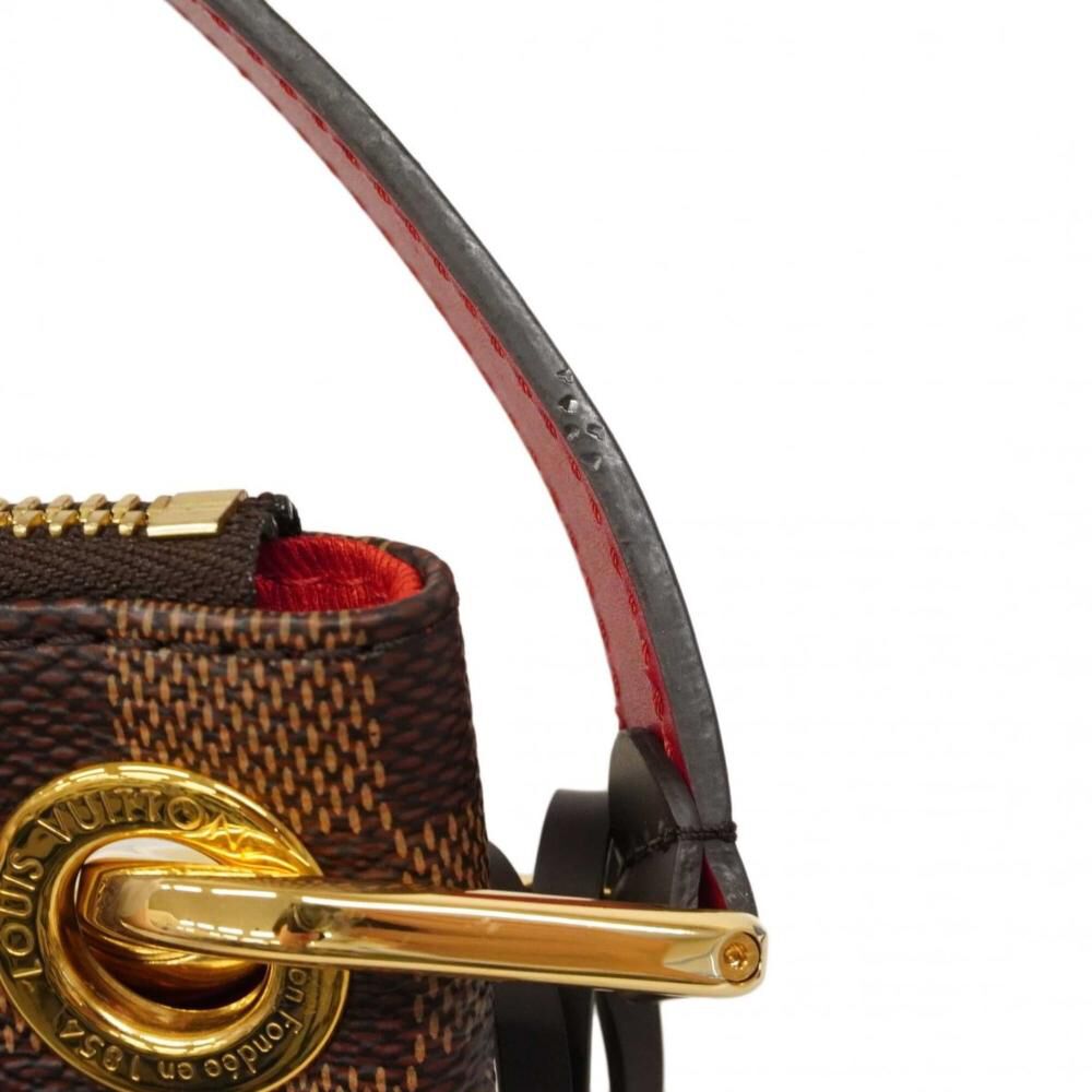 Louis Vuitton Shoulder Bags