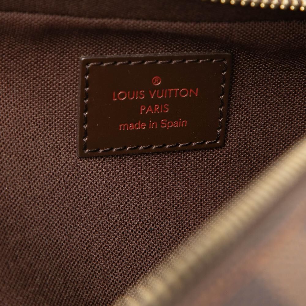 Louis Vuitton Shoulder Bags