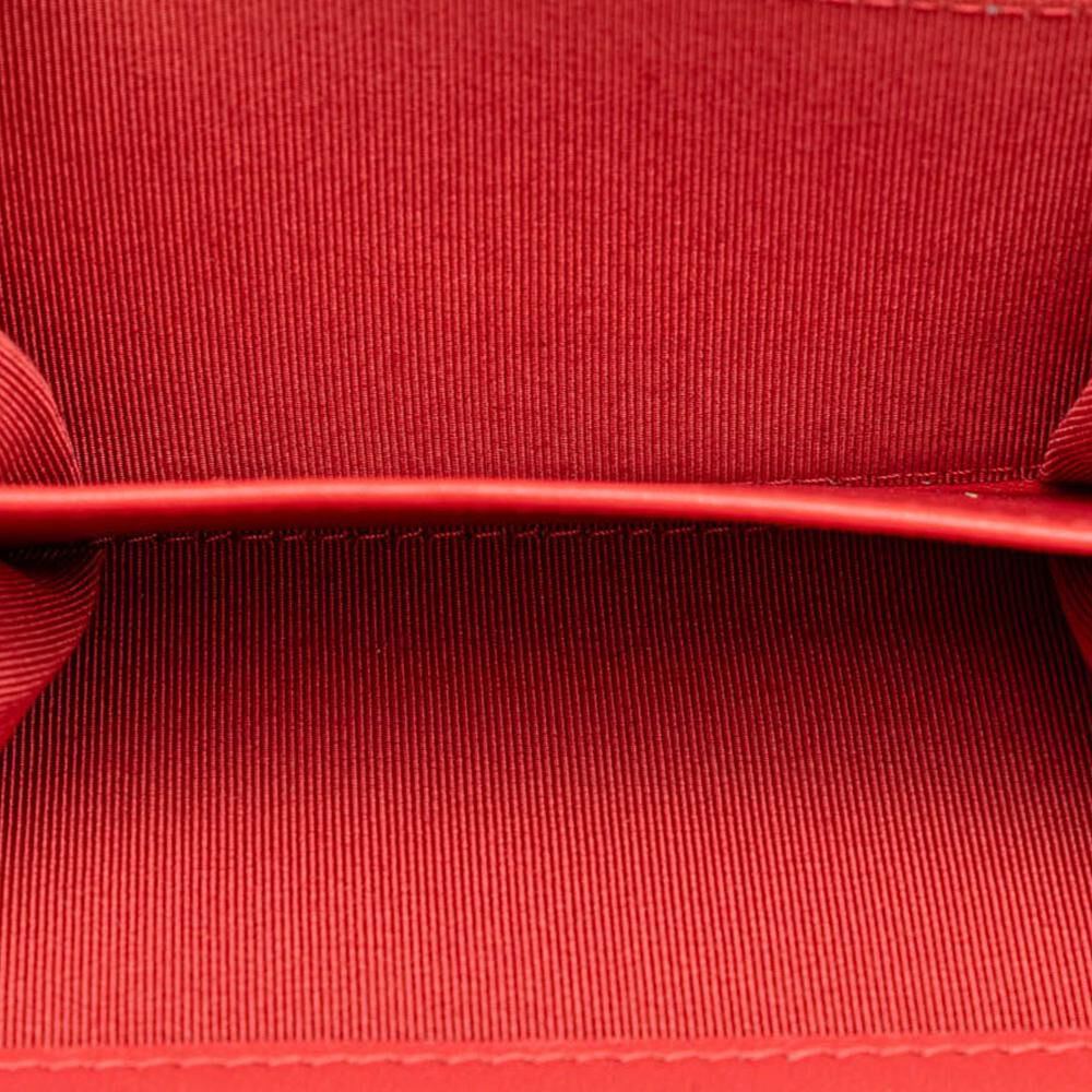 Chanel Wallet On Chain