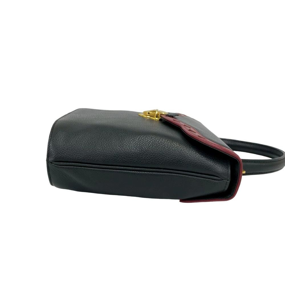 Yves Saint Laurent Handbag