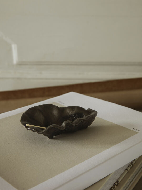 Oyster Bowl - Black Brass