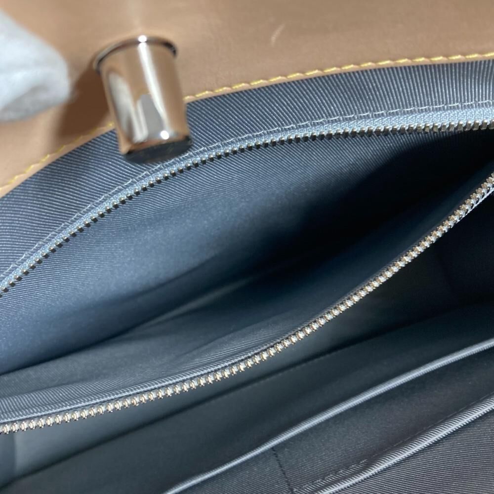 Louis Vuitton Sac Plat