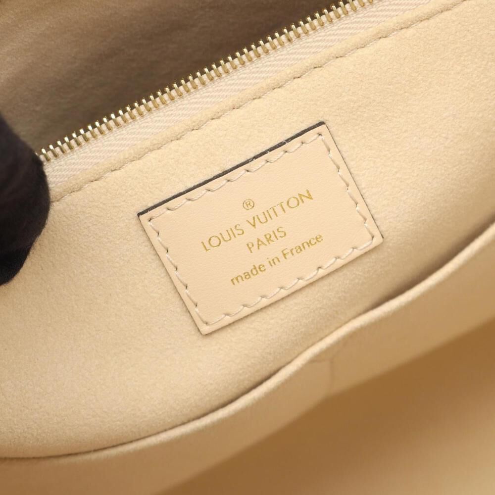 Louis Vuitton Gobelins