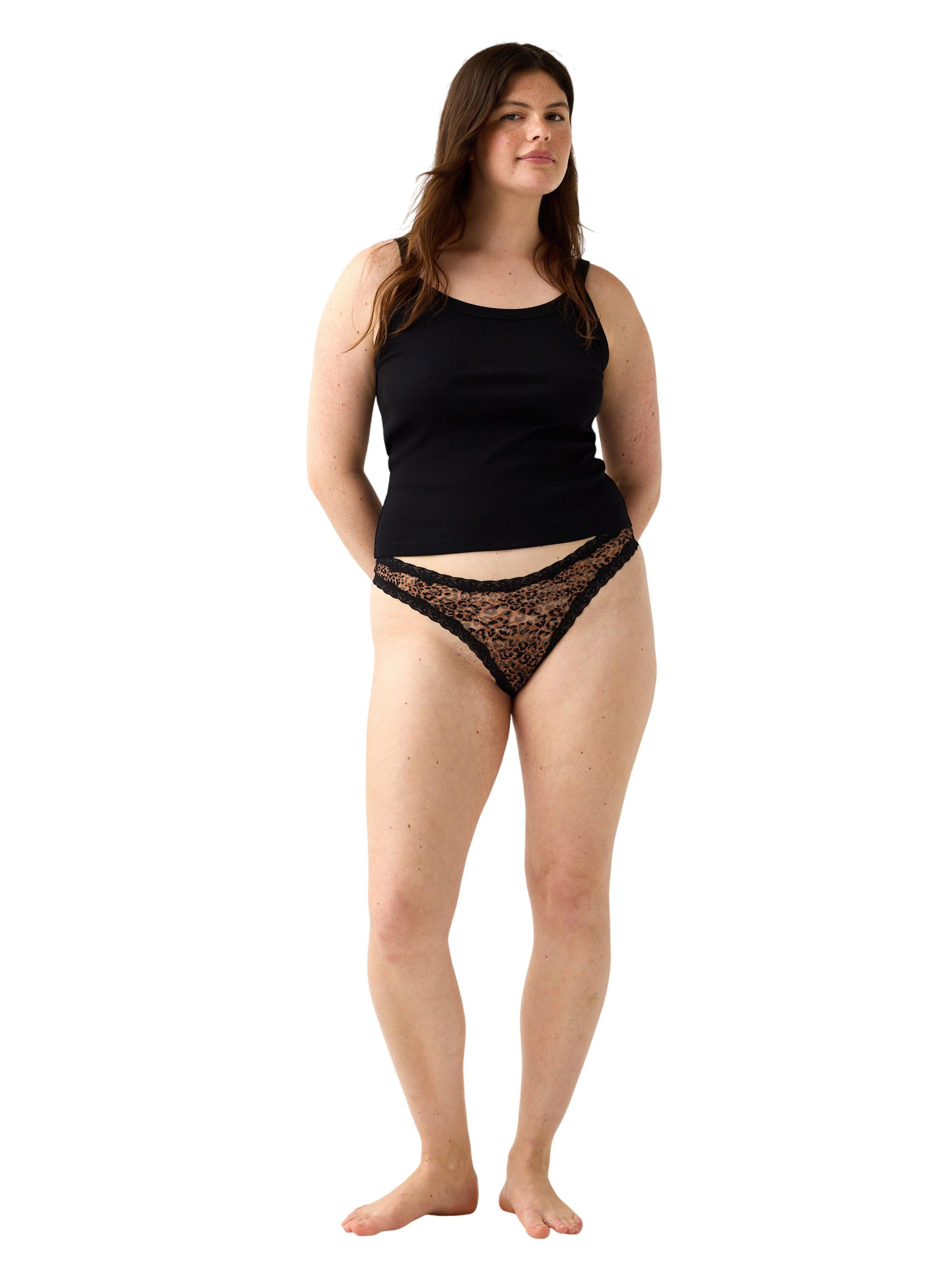 Stringtrosor i spets och mesh-kanga