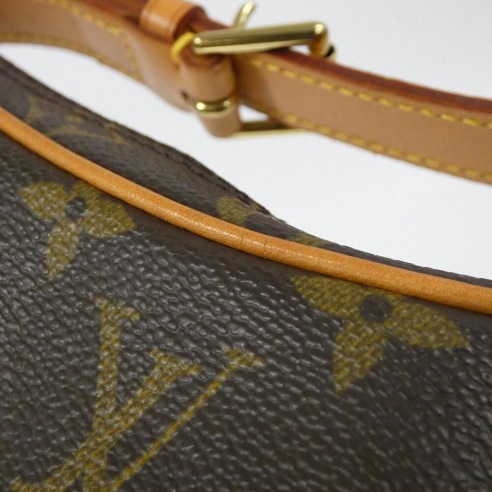 Louis Vuitton Croissant