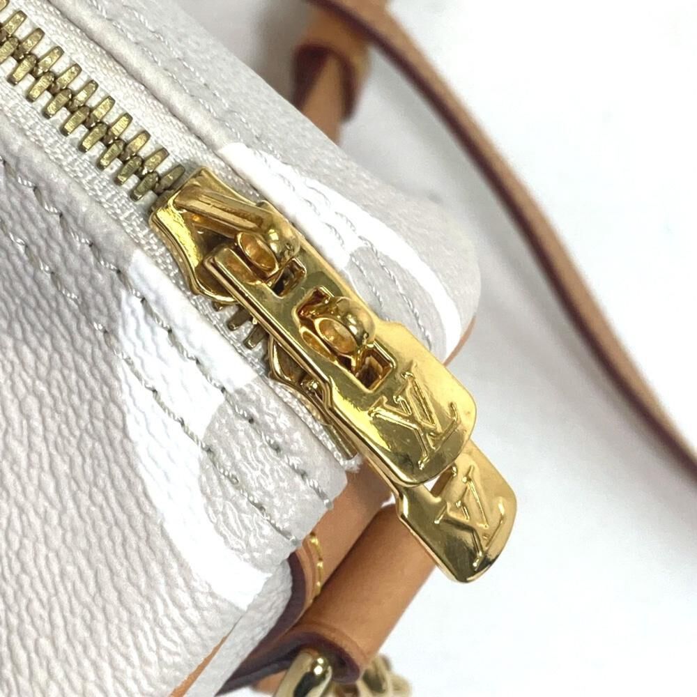 Louis Vuitton Speedy