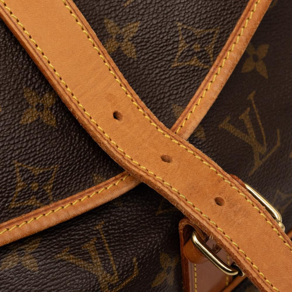 Louis Vuitton Saumur