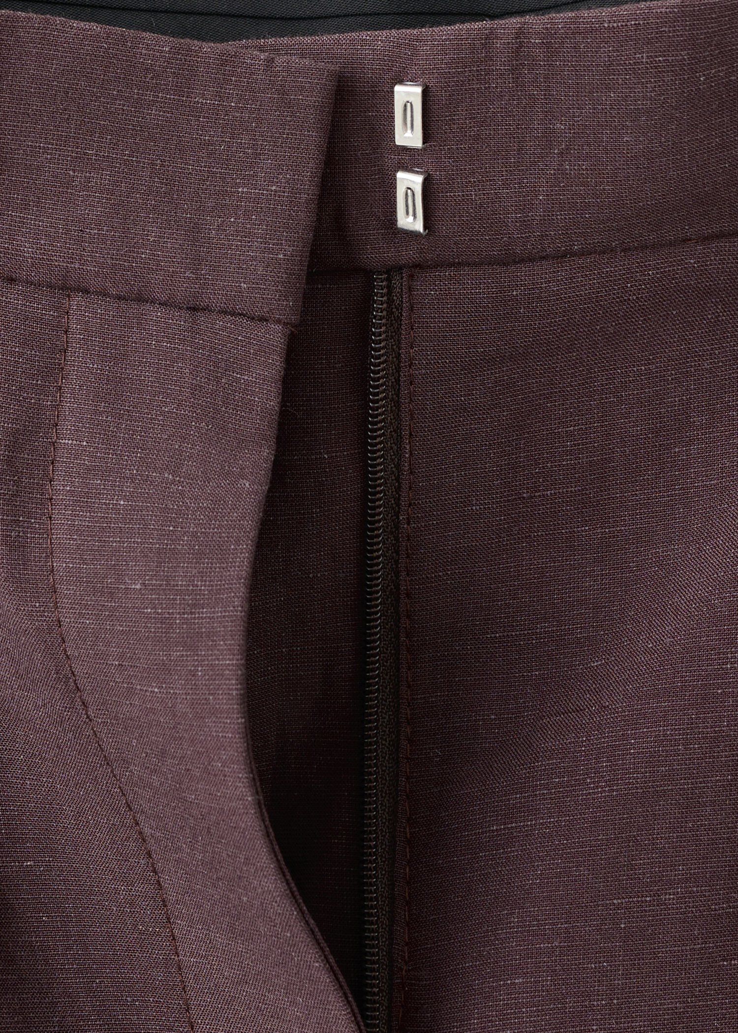 Straight linen Bermuda shorts