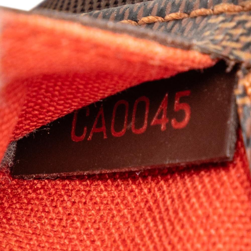 Louis Vuitton Shoulder Bags