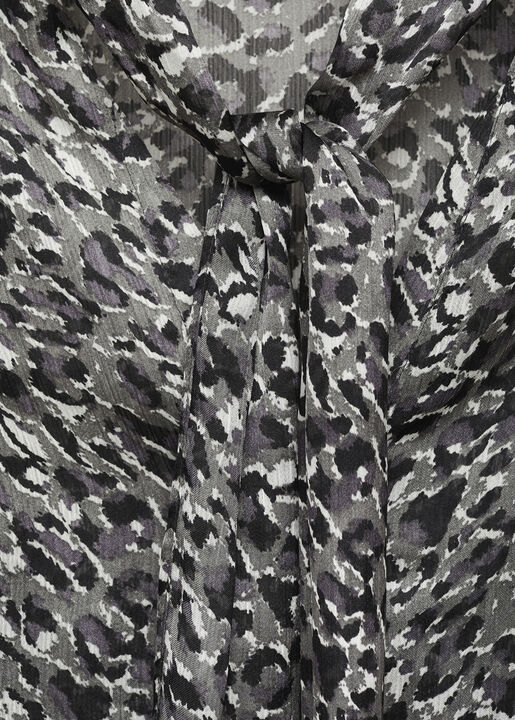 Leopard-print blouse with collar an