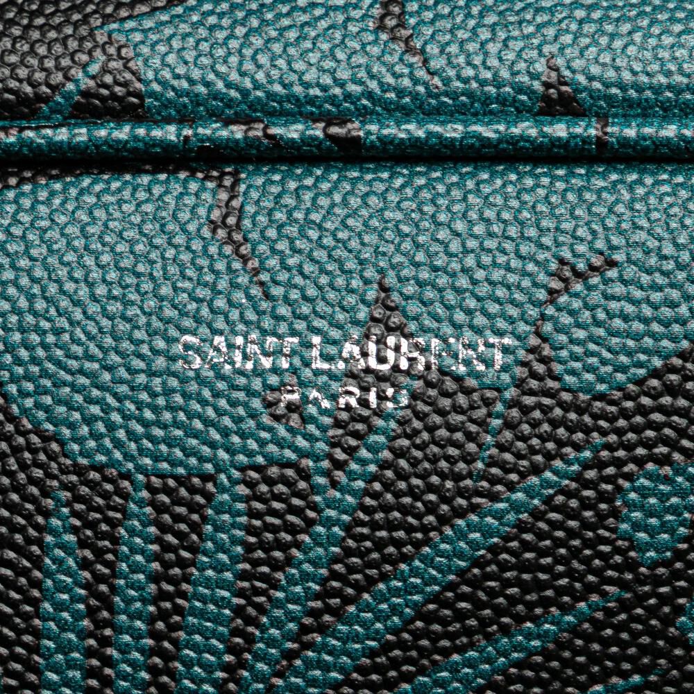 Yves Saint Laurent Pouch