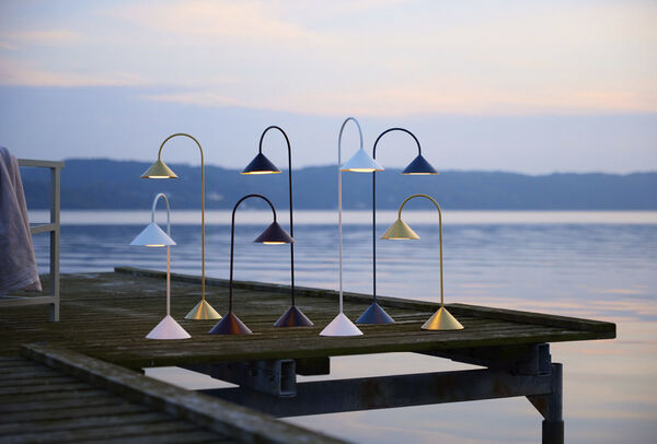 Grasp Portable Floor Lamp H72