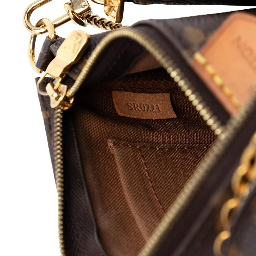 Louis Vuitton Pochette Accessoires