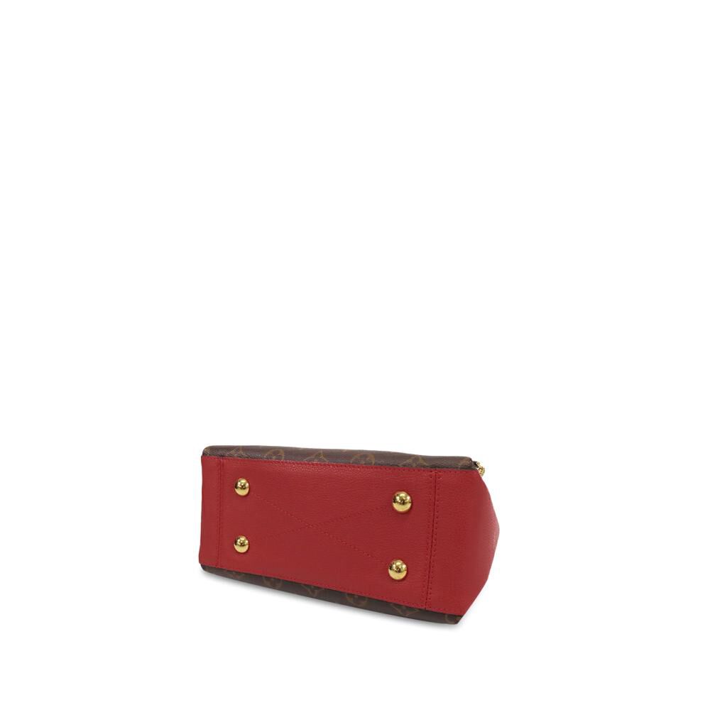 Louis Vuitton Shoulder Bags