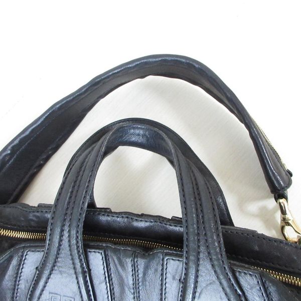 Givenchy Nightingale