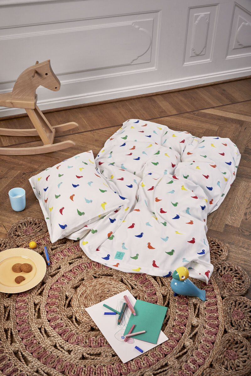 Senget&oslash;j Sangfugl junior 100x140cm DK multi