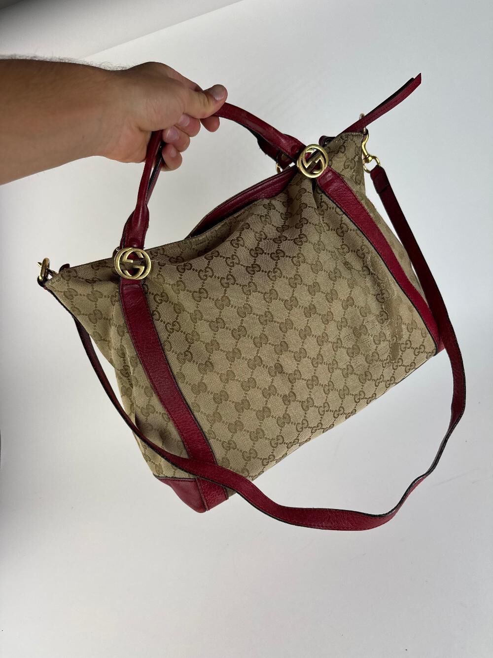 Gucci Shoulder Bag