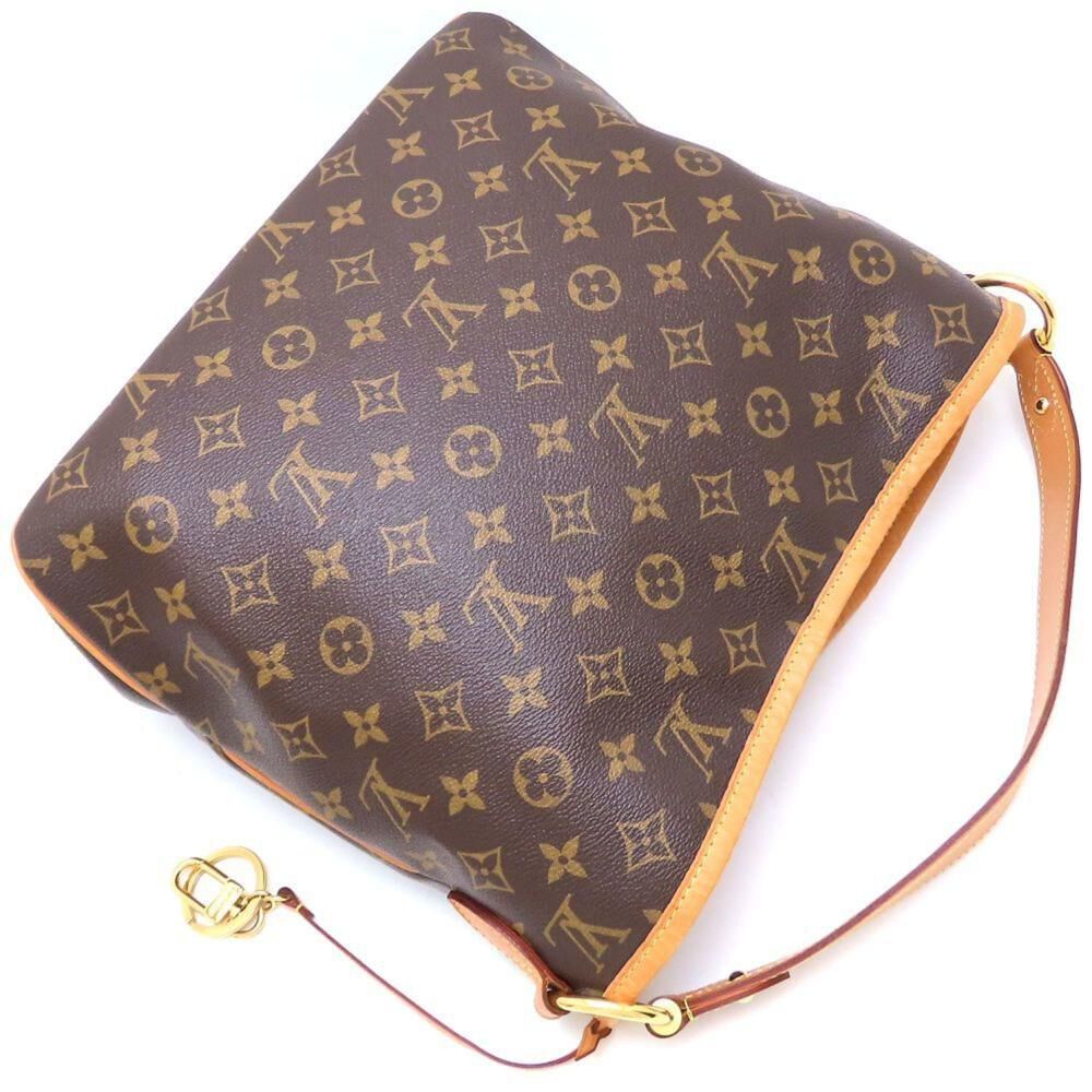 Louis Vuitton Shoulder Bags