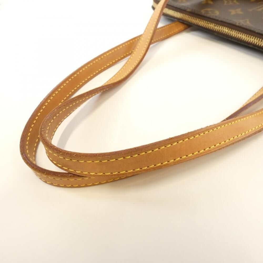 Louis Vuitton Coussin