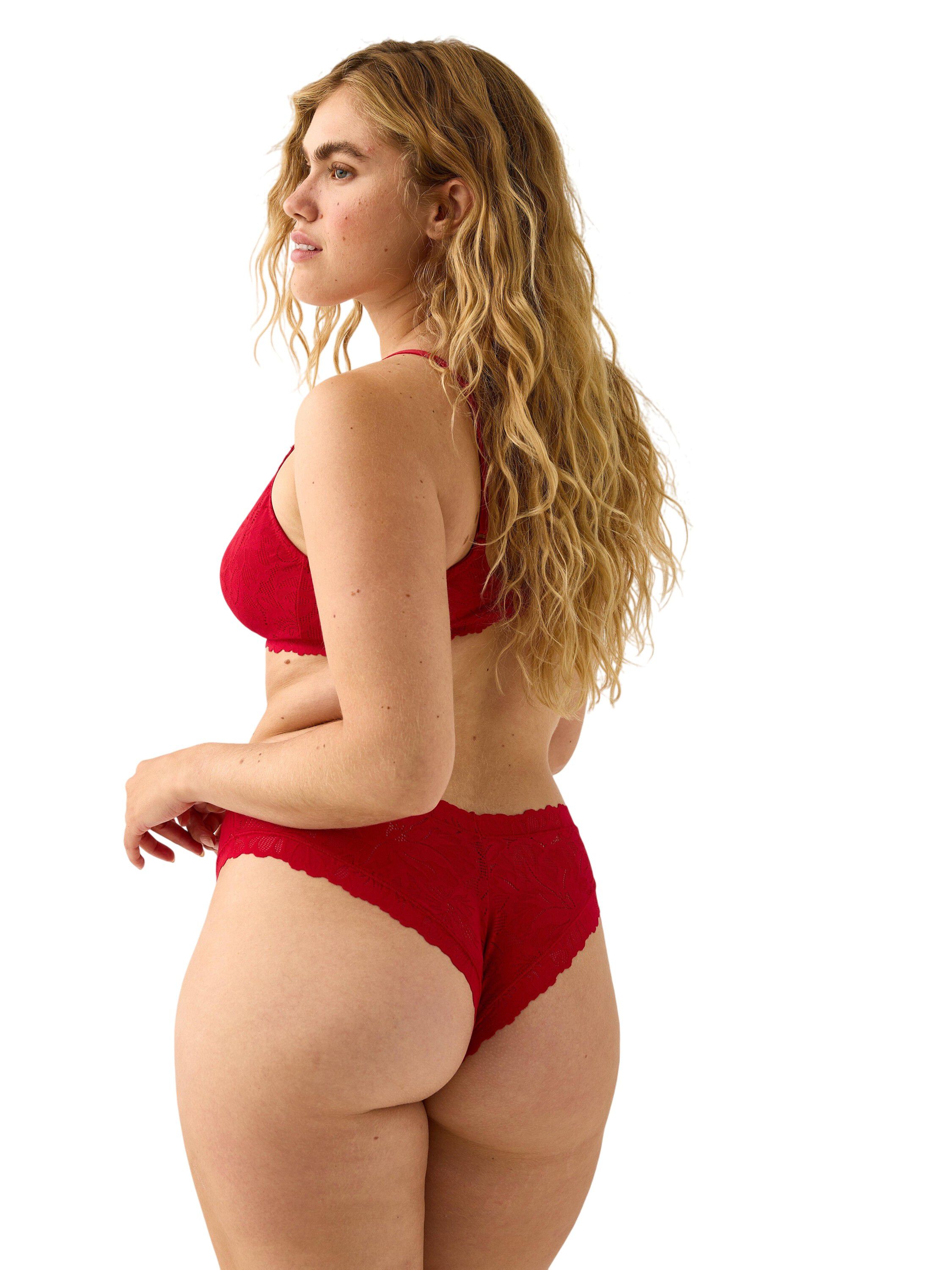 Brazilian trusser i bl&oslash;d og behagel