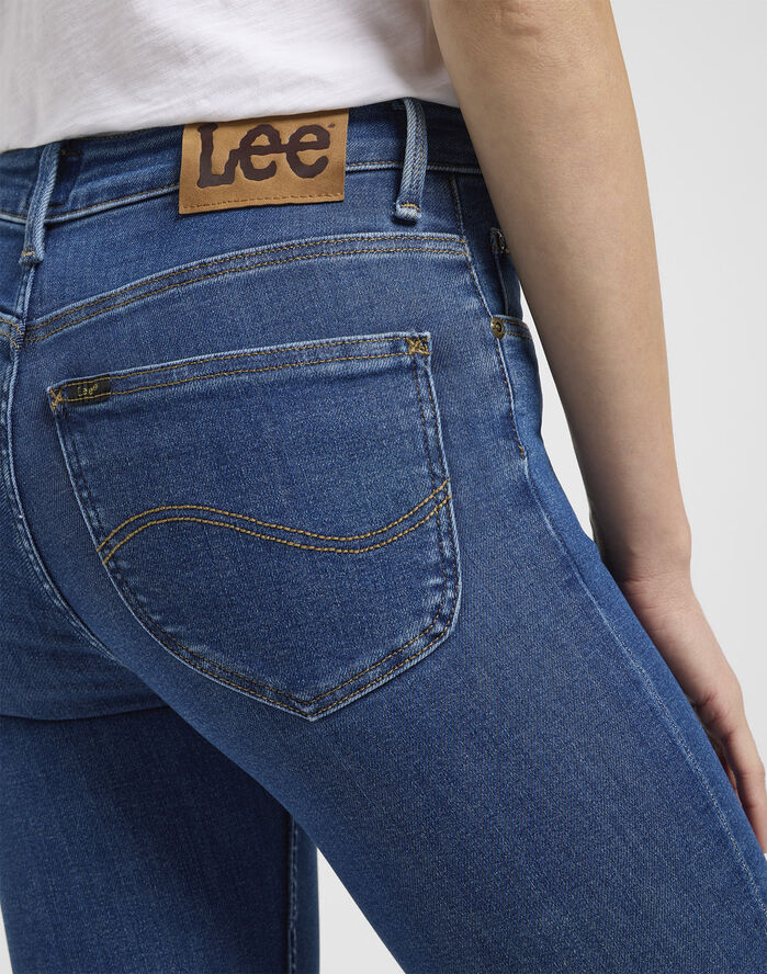 SCARLETT_HIGH CLEAN_RILEY