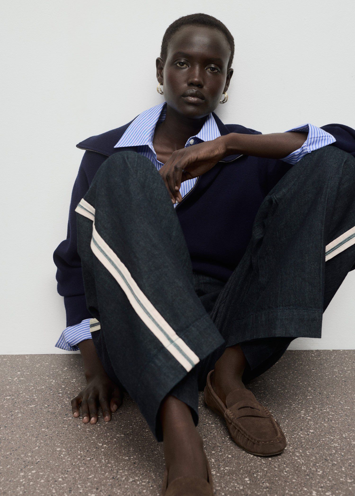 Wide-leg striped jeans