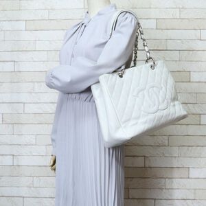 Chanel Shoulder Bag