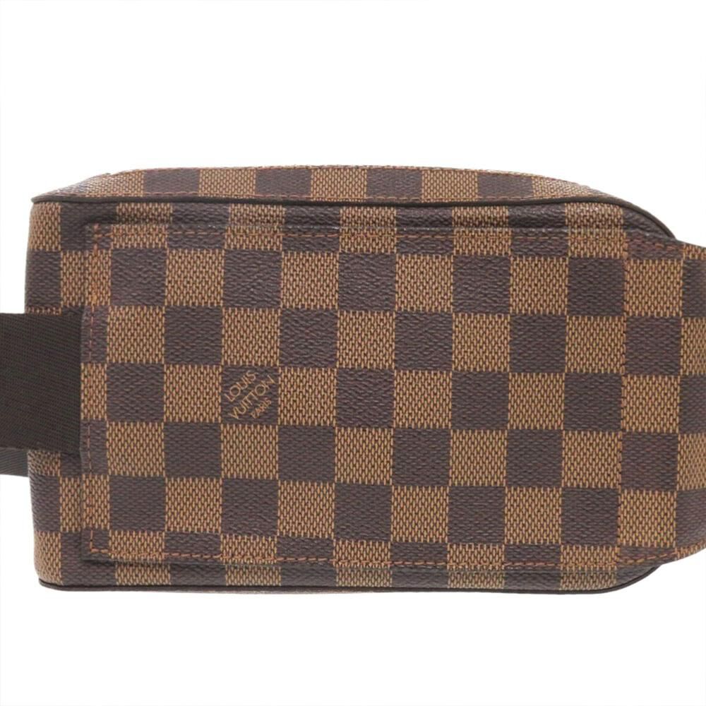 Louis Vuitton Shoulder Bags