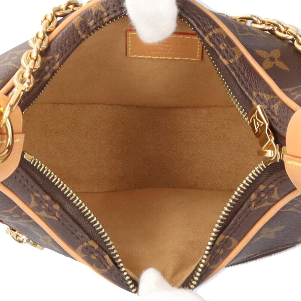 Louis Vuitton Shoulder Bags