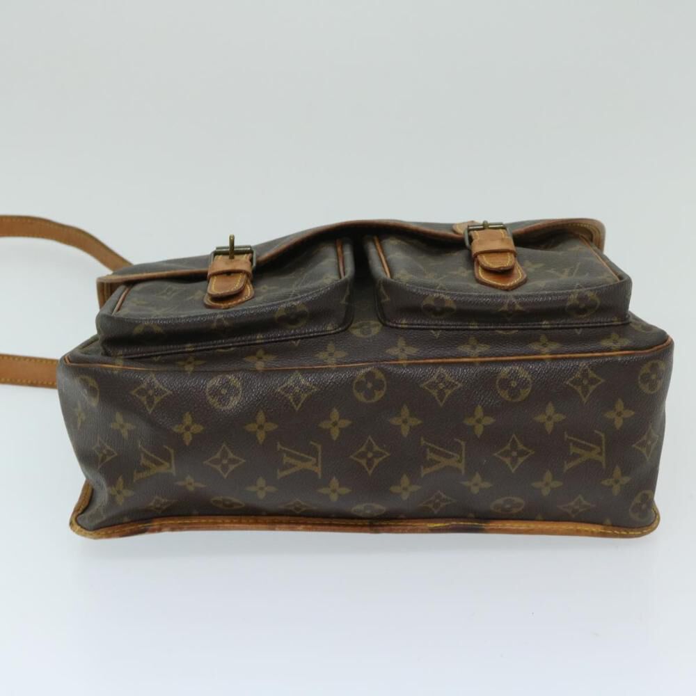 Louis Vuitton Shoulder Bags