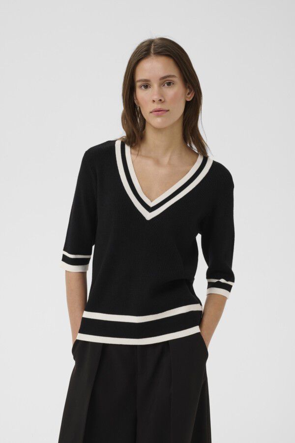 LeenahIW V-Neck Blouse