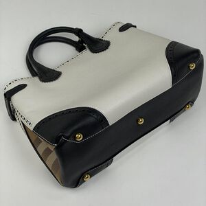 Burberry Tote