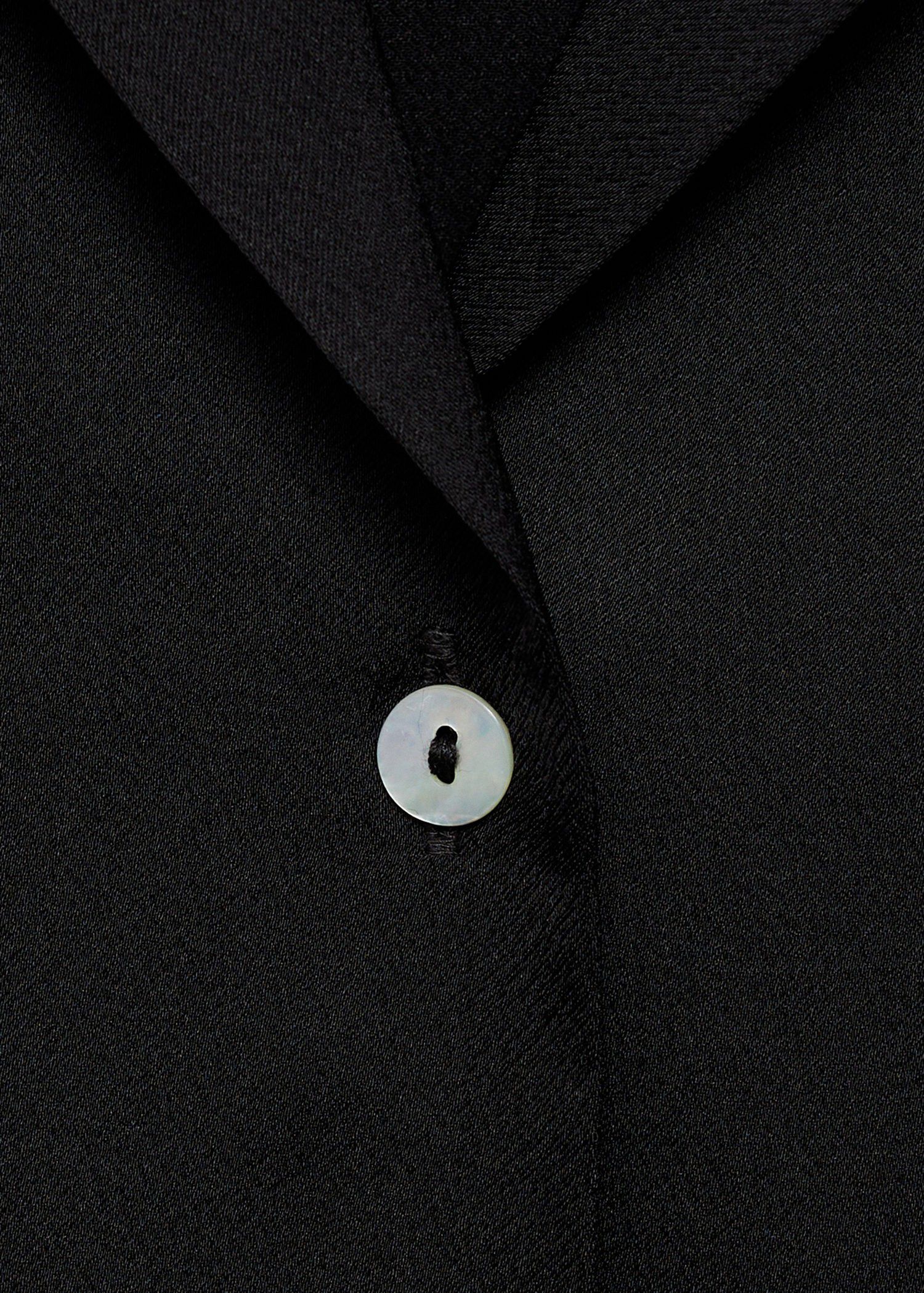 Short-sleeved satin shirt