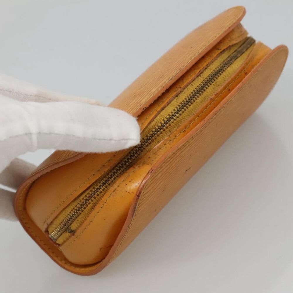 Louis Vuitton Dauphine