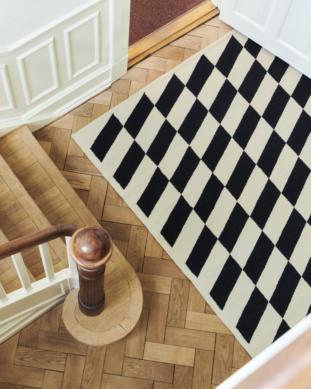 Shift Kelim Rug-W140 x L200-Black