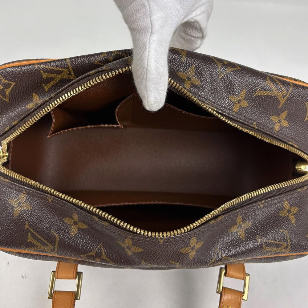 Louis Vuitton Cite