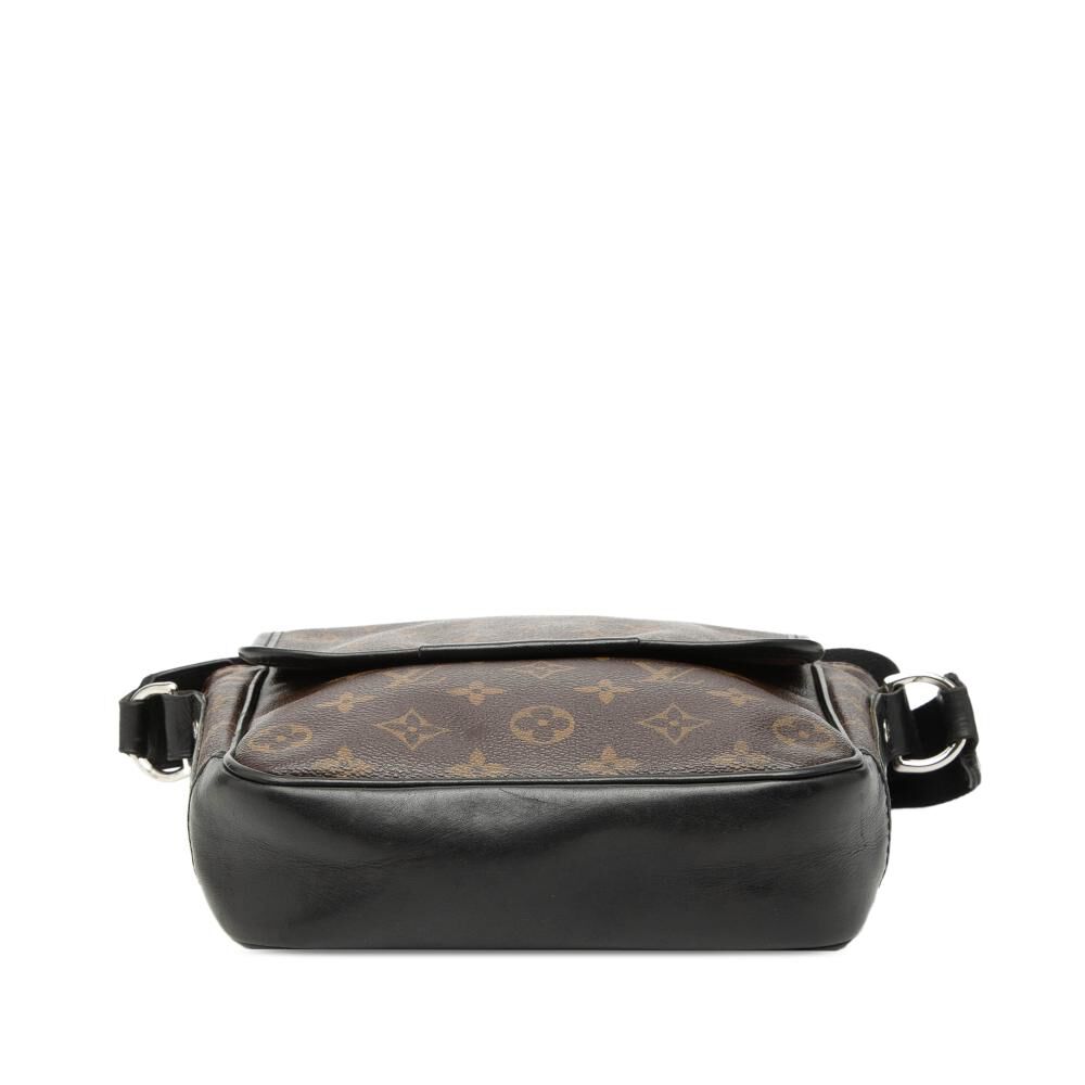 Louis Vuitton Crossbody Bag
