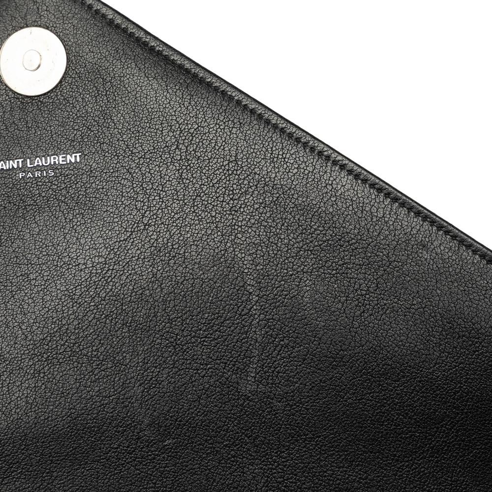 Yves Saint Laurent Shoulder Bag