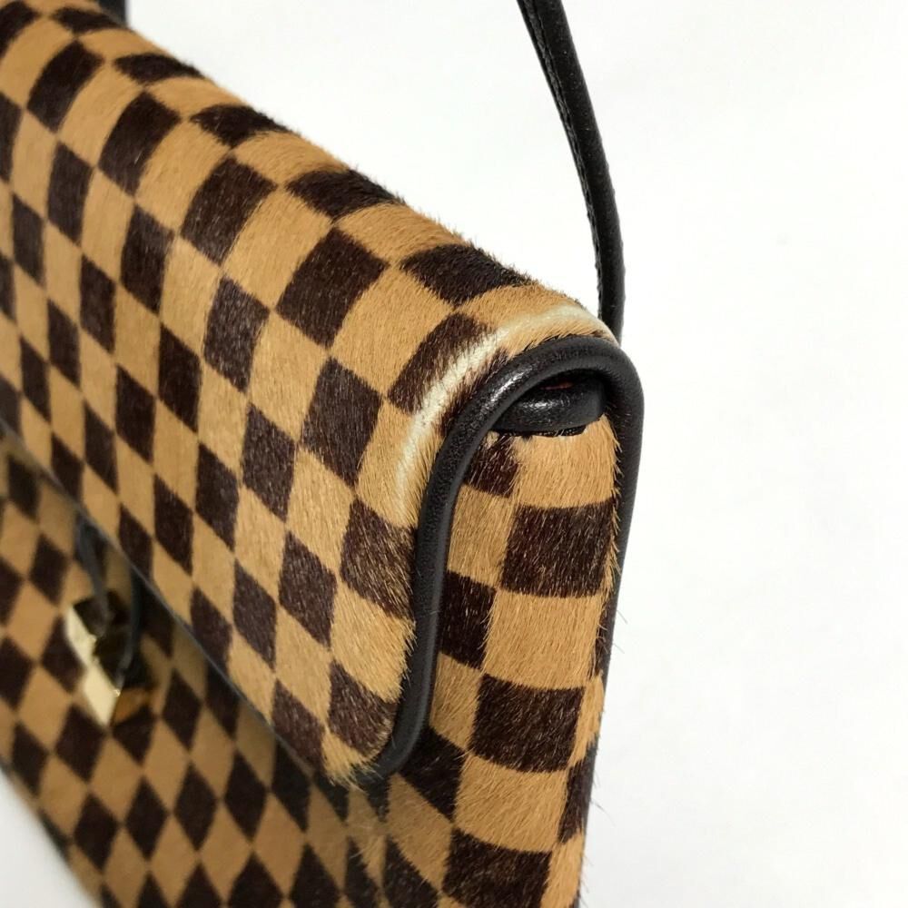 Louis Vuitton Shoulder Bags