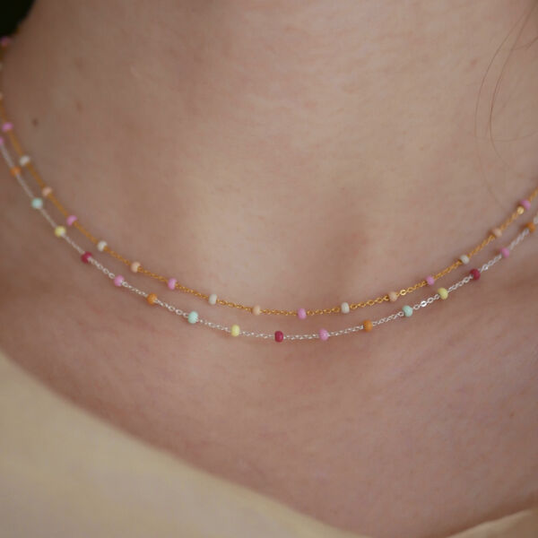 Necklace, Lola