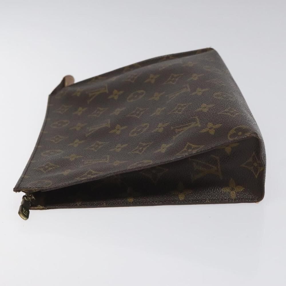 Louis Vuitton Poche Toilette