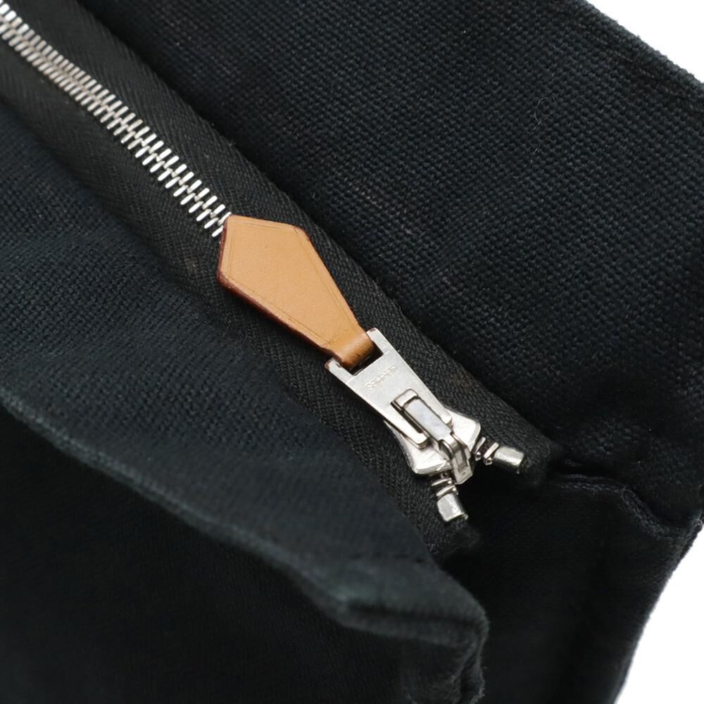 Herm&egrave;s Clutch